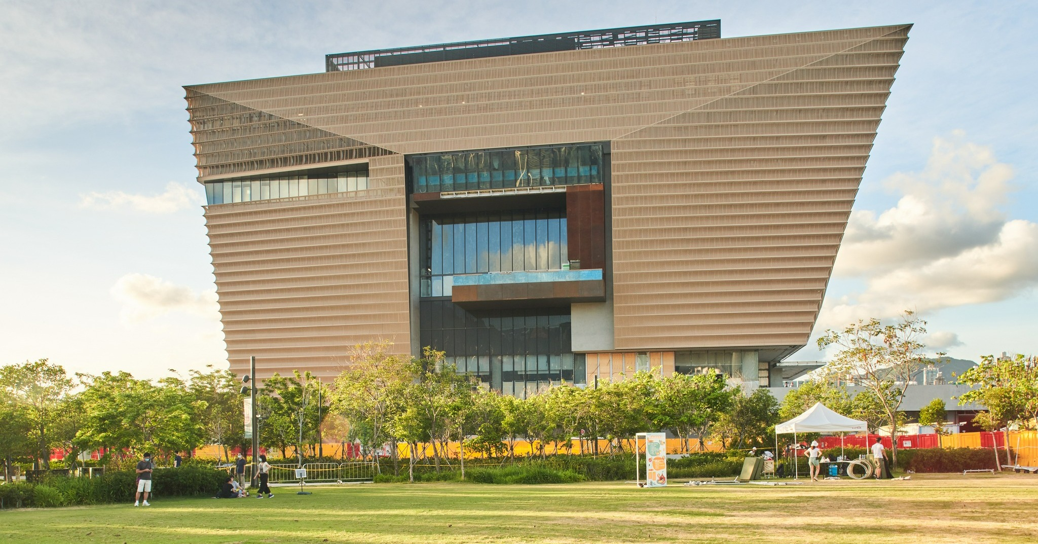 王旭东：香港故宫是向世界弘扬中华优秀文化的窗口休闲区蓝鸢梦想 - Www.slyday.coM