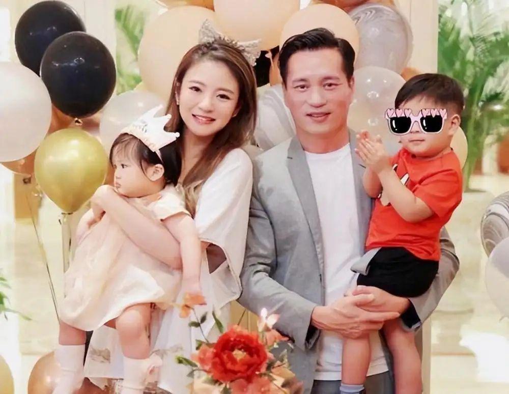 陈荣炼涉嫌违法犯罪被捕,安以轩身心受刺激,健康状况堪忧休闲区蓝鸢梦想 - Www.slyday.coM 陈荣炼涉嫌违法犯罪被捕,安以轩身心受刺激,健康状况堪忧休闲区蓝鸢梦想 - Www.slyday.coM