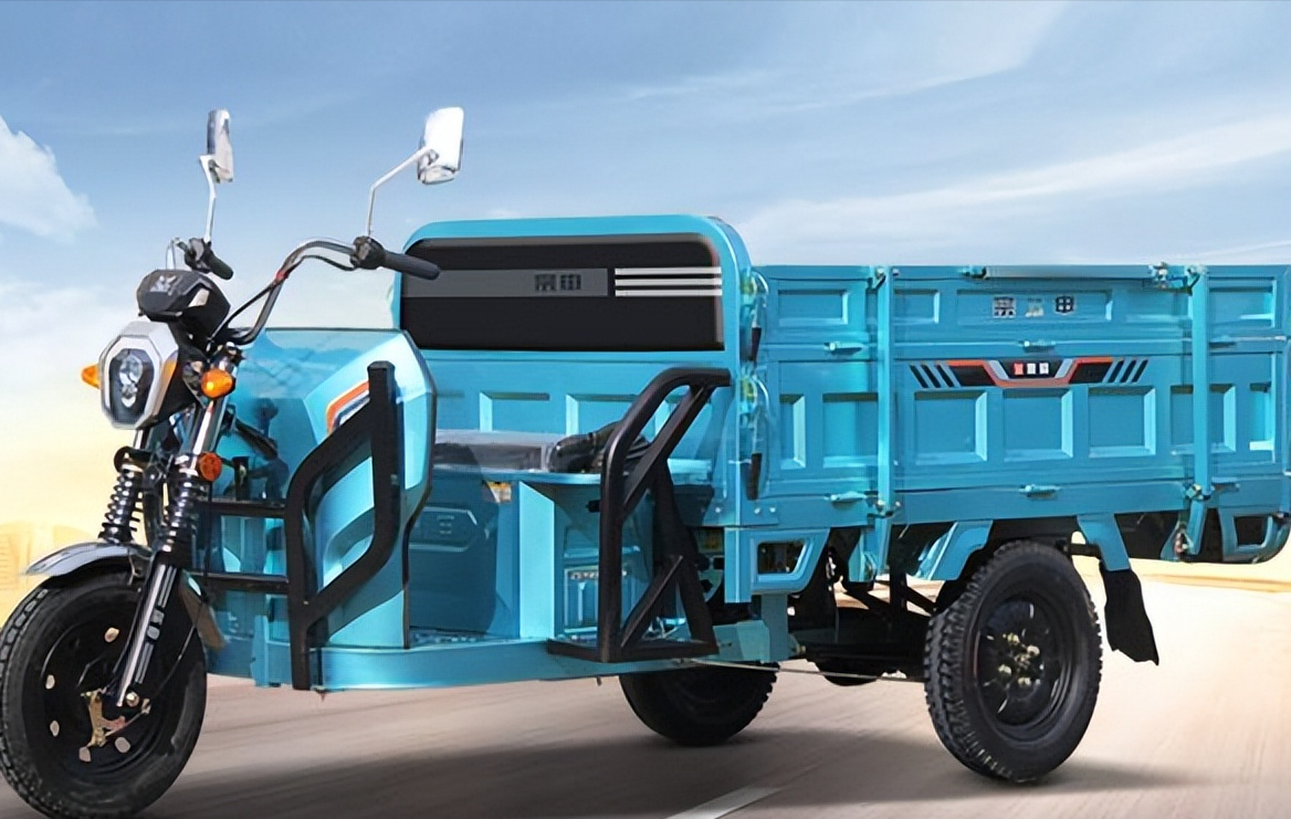 宗申推出拉货摆摊的电动三轮车双层可折叠车厢载重1500斤