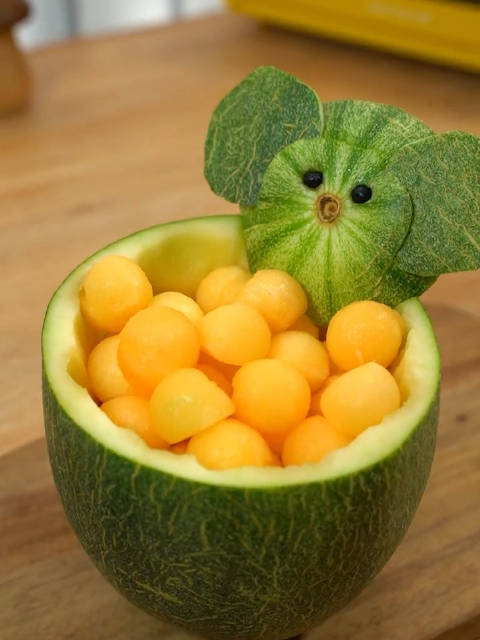 超可爱的小熊哈密瓜炎热的夏天快给你的臭宝安排上吧