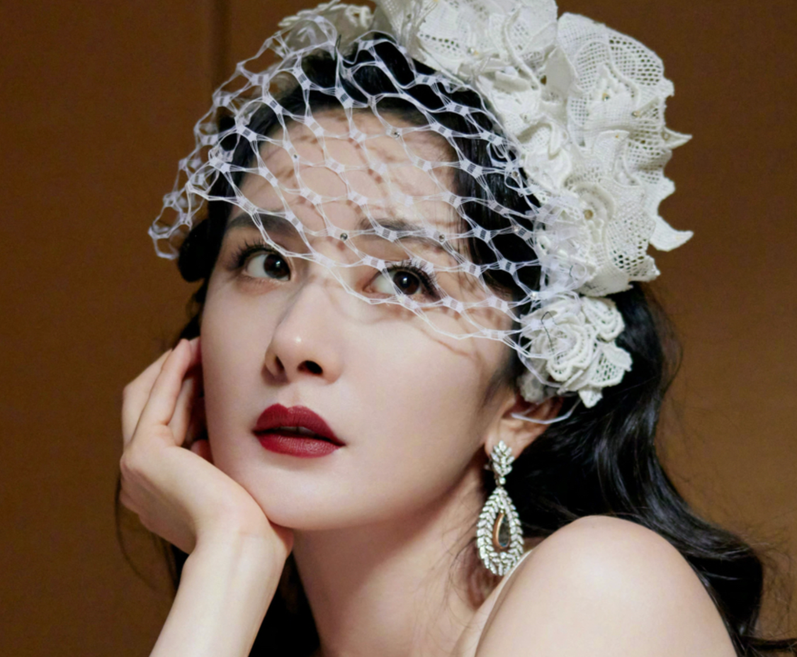 刘诗诗或将客串杨幂新剧？阵容过于强大，绝了！休闲区蓝鸢梦想 - Www.slyday.coM