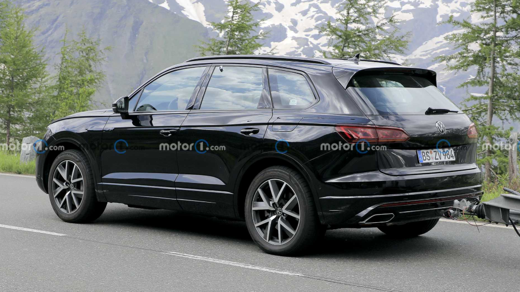 新款大众途锐谍照曝光有望今年年底亮相