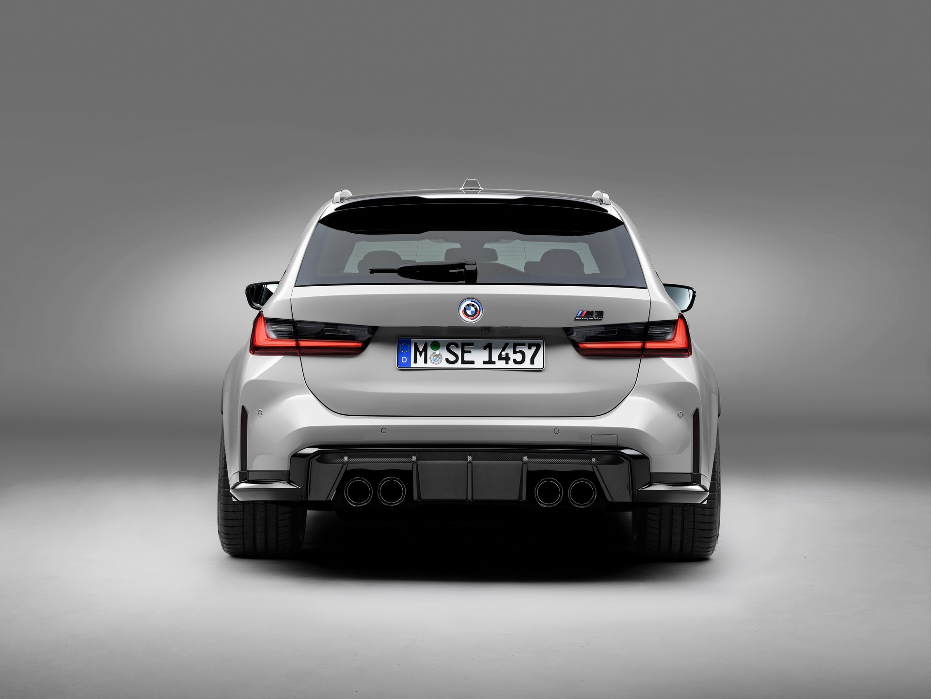 配专属运动组件 全新BMW M3 Touring官图公布