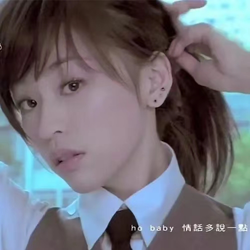 王心凌早期mv里的男主，帅哥含量也太高了点，一下子就磕到我的那个心巴上休闲区蓝鸢梦想 - Www.slyday.coM