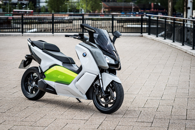 宝马电动摩托同源ixbmwce04将在国内上市