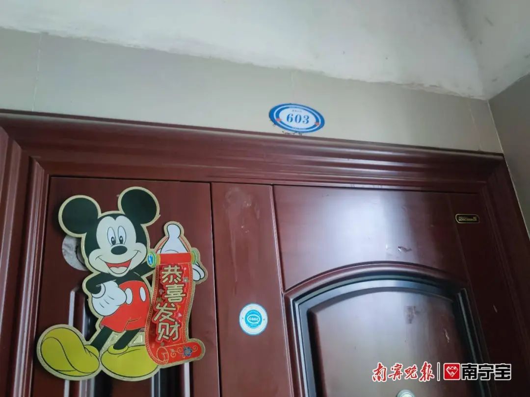 南宁一女子被房东要求提前退房，押金却不退还？律师：沟通无果可进行投诉或起诉休闲区蓝鸢梦想 - Www.slyday.coM