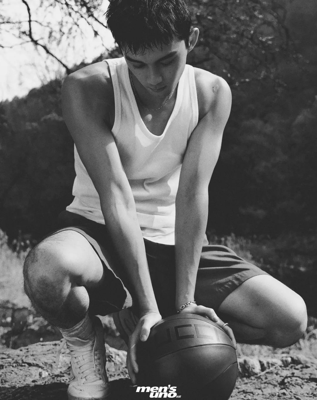 今夏最便宜的明星同款，大概是老头背心休闲区蓝鸢梦想 - Www.slyday.coM