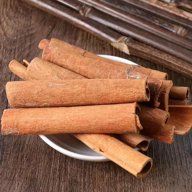 太原市中医医院厨房里的中药材肉桂