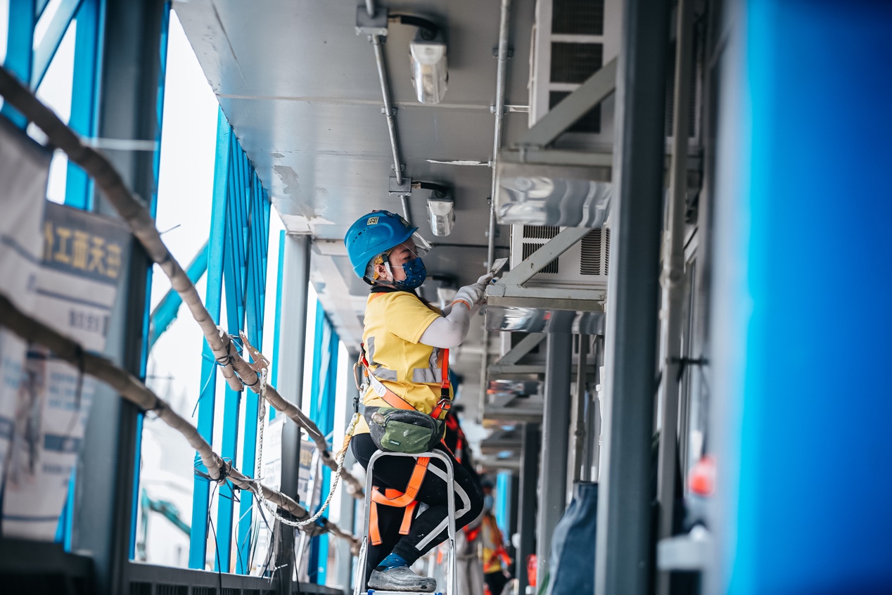 中央援建香港社区隔离治疗设施全部交付,为抗疫提供坚实保障|香港