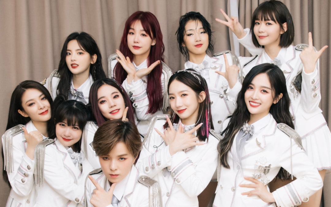 火箭少女101出道四周年！组合解散两年之后，成员们都在干什么？休闲区蓝鸢梦想 - Www.slyday.coM