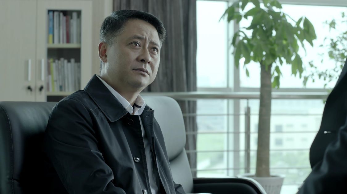 《人民的名义》中，陈岩石有高层关系，为啥止步厅级？不怪赵立春休闲区蓝鸢梦想 - Www.slyday.coM