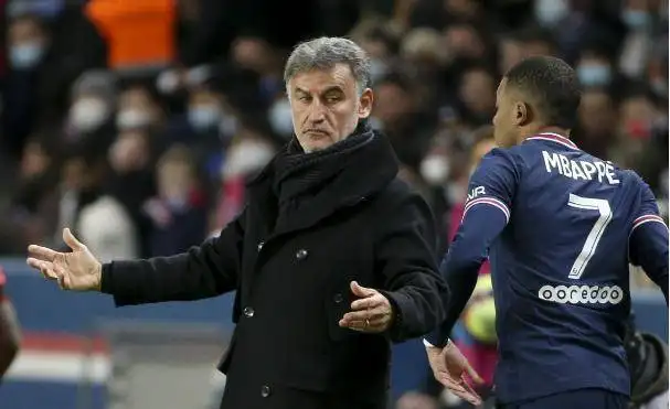 早上6点!巴黎最新决定引爆争议,球迷吐槽:这种炒作方式真让人反感休闲区蓝鸢梦想 - Www.slyday.coM 早上6点!巴黎最新决定引爆争议,球迷吐槽:这种炒作方式真让人反感休闲区蓝鸢梦想 - Www.slyday.coM