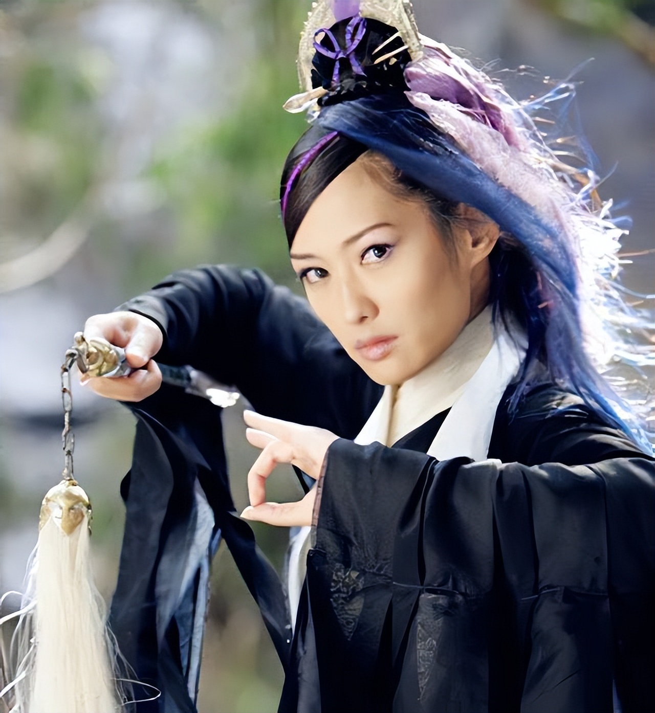 “性感女神”孟广美：43岁嫁给10亿富豪，她的人生有苦更有甜休闲区蓝鸢梦想 - Www.slyday.coM