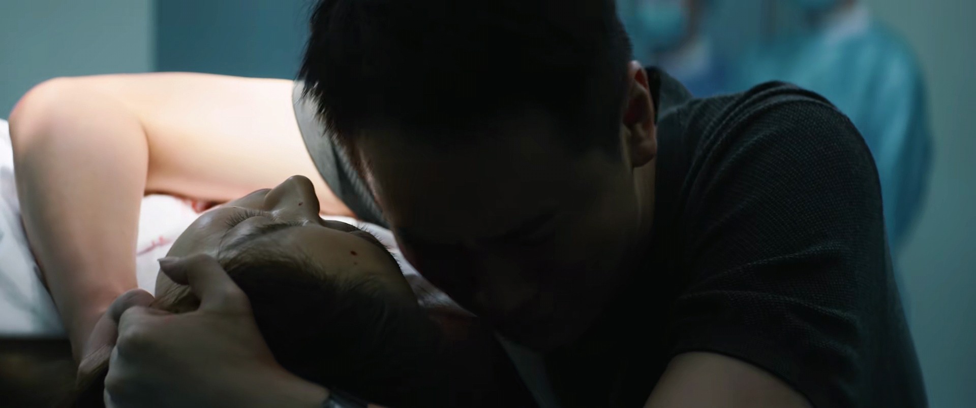 没想到《通天塔》这么敢拍，但抱歉，它还是翻车了休闲区蓝鸢梦想 - Www.slyday.coM