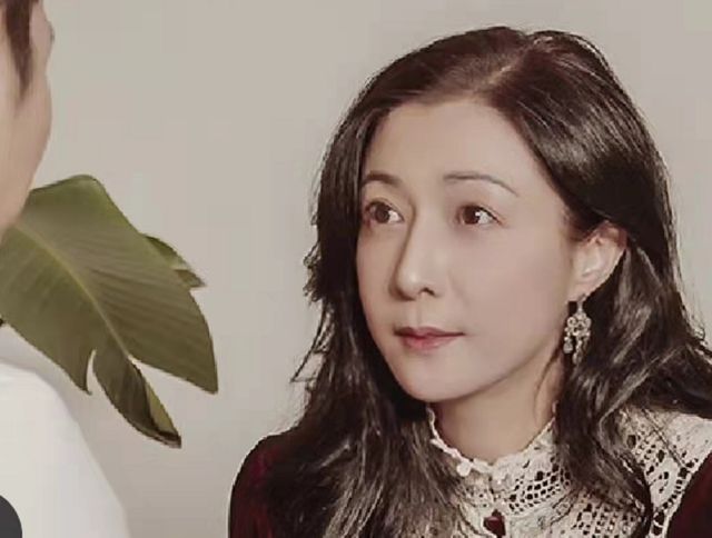 48岁吴绮莉成装修工人!26岁为成龙大哥生女,曾获亚洲小姐冠军休闲区蓝鸢梦想 - Www.slyday.coM 48岁吴绮莉成装修工人!26岁为成龙大哥生女,曾获亚洲小姐冠军休闲区蓝鸢梦想 - Www.slyday.coM