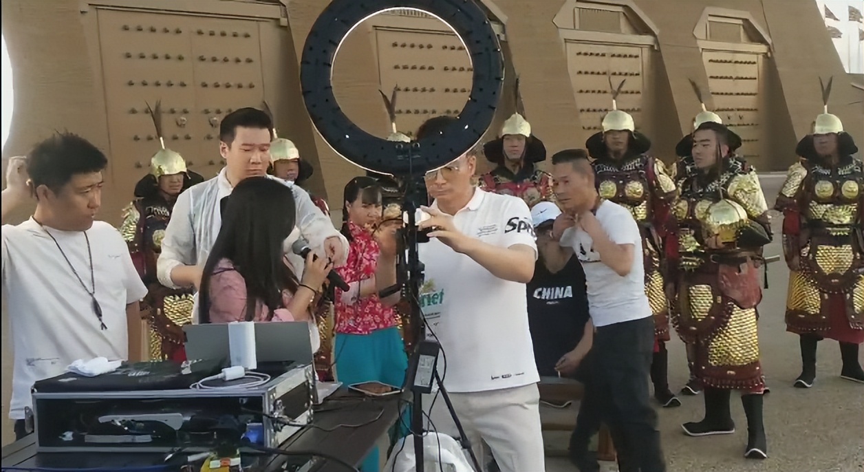 星播陕西我为陕西代言—艺术家陆树铭和陆家班众星为家乡直播代言