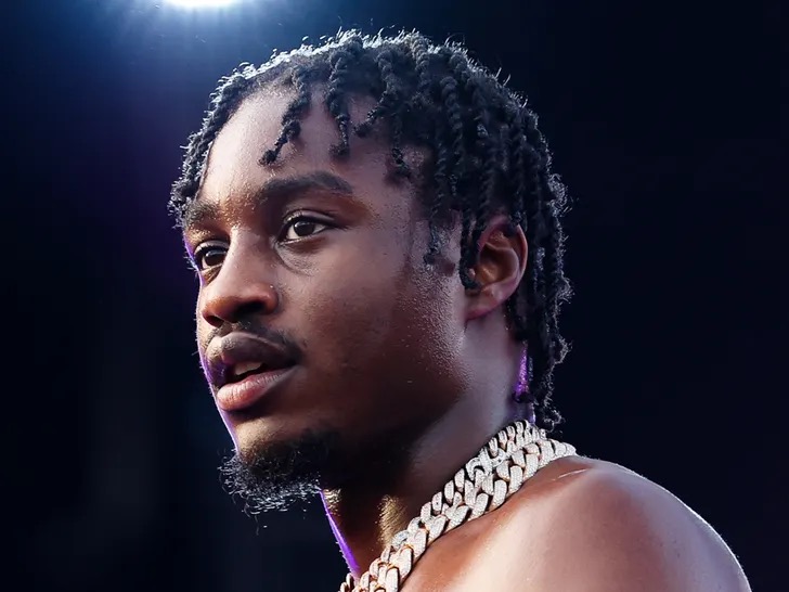 21岁说唱歌手liltjay被枪击未脱离生命危险疑犯仍逍遥法外