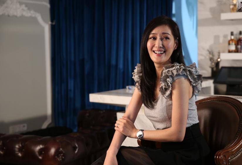 “性感女神”孟广美：43岁嫁给10亿富豪，她的人生有苦更有甜休闲区蓝鸢梦想 - Www.slyday.coM