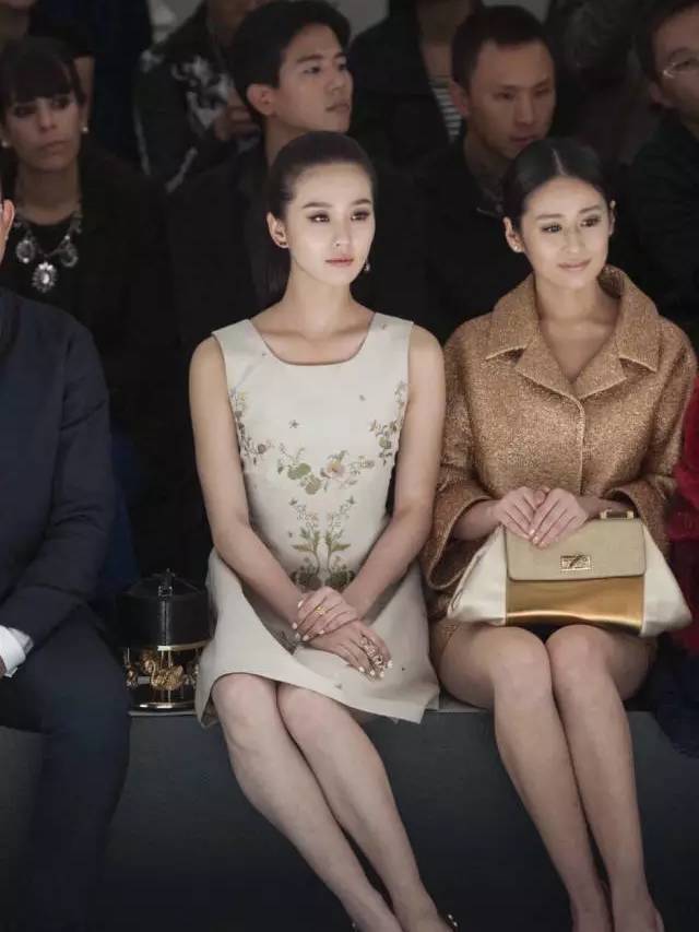 有气质和长得好看是两回事儿!看刘诗诗和颖儿同框就知道了休闲区蓝鸢梦想 - Www.slyday.coM 有气质和长得好看是两回事儿!看刘诗诗和颖儿同框就知道了休闲区蓝鸢梦想 - Www.slyday.coM