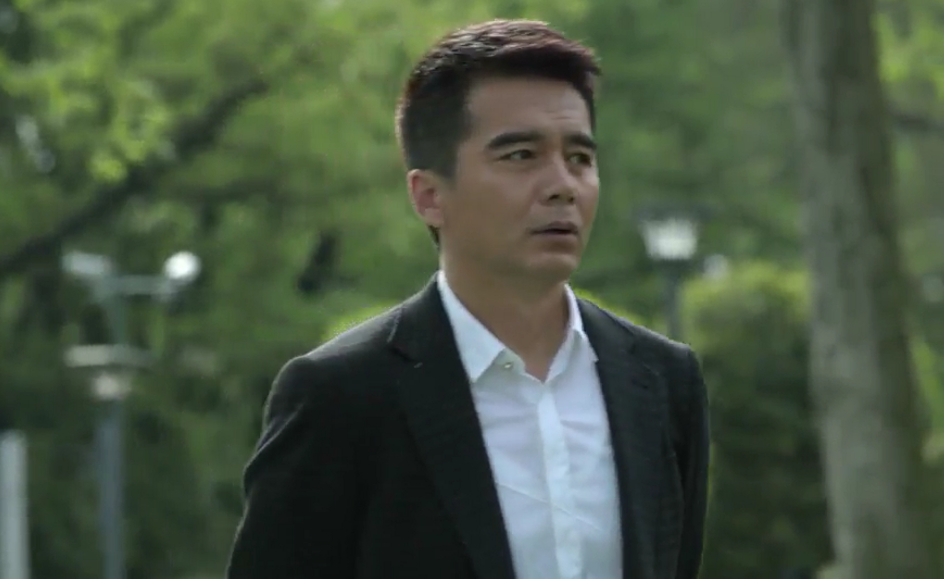 《人民的名义》中，陈岩石有高层关系，为啥止步厅级？不怪赵立春休闲区蓝鸢梦想 - Www.slyday.coM