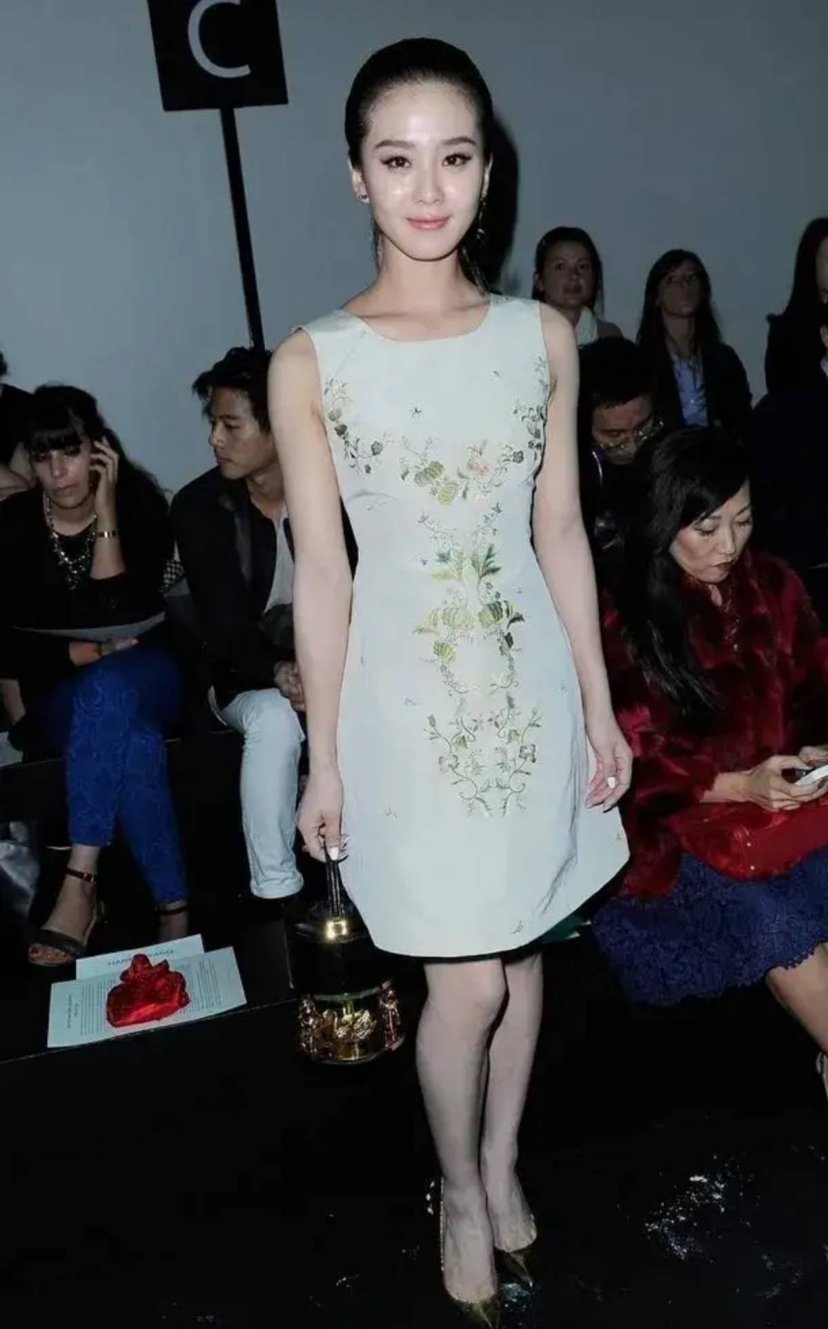 有气质和长得好看是两回事儿!看刘诗诗和颖儿同框就知道了休闲区蓝鸢梦想 - Www.slyday.coM 有气质和长得好看是两回事儿!看刘诗诗和颖儿同框就知道了休闲区蓝鸢梦想 - Www.slyday.coM