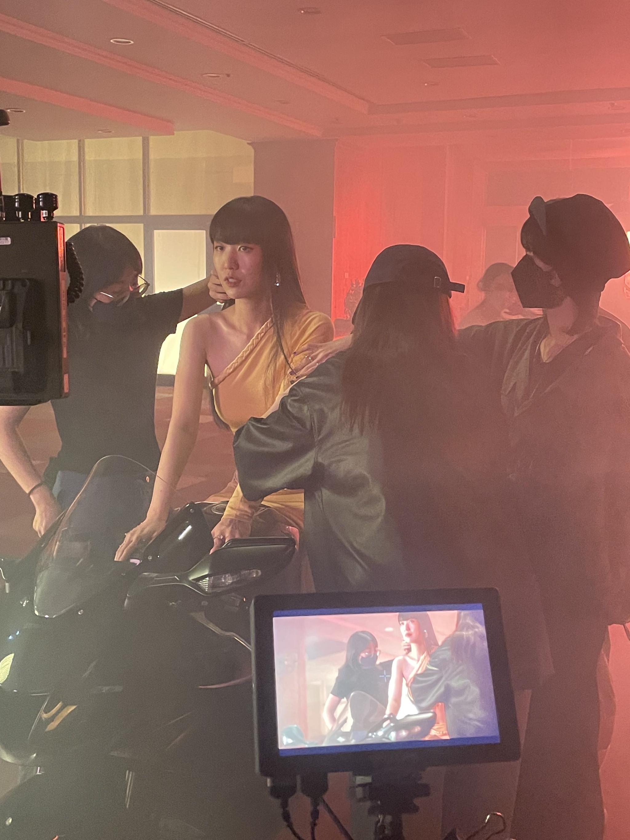 孙盛希《jagi》MV首度挑战唱跳舞蹈 八月推单曲同名线上演唱会休闲区蓝鸢梦想 - Www.slyday.coM 孙盛希《jagi》MV首度挑战唱跳舞蹈 八月推单曲同名线上演唱会休闲区蓝鸢梦想 - Www.slyday.coM