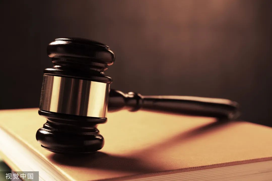 上海一老人提醒男子好好停车，发生冲突倒地致骨折！法院判双方各承担一半责任休闲区蓝鸢梦想 - Www.slyday.coM