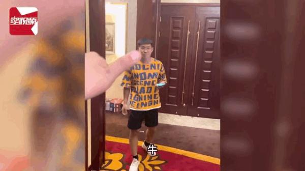 高考查分能有多激动？考生查分名场面来了，看看他们的反应！休闲区蓝鸢梦想 - Www.slyday.coM