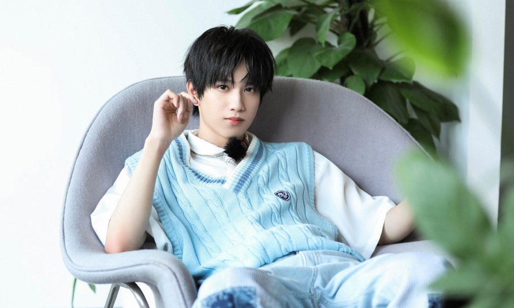 贺峻霖稳进名校姚景元被嘲!对明星高考成绩的高关注,究竟好不好休闲区蓝鸢梦想 - Www.slyday.coM 贺峻霖稳进名校姚景元被嘲!对明星高考成绩的高关注,究竟好不好休闲区蓝鸢梦想 - Www.slyday.coM