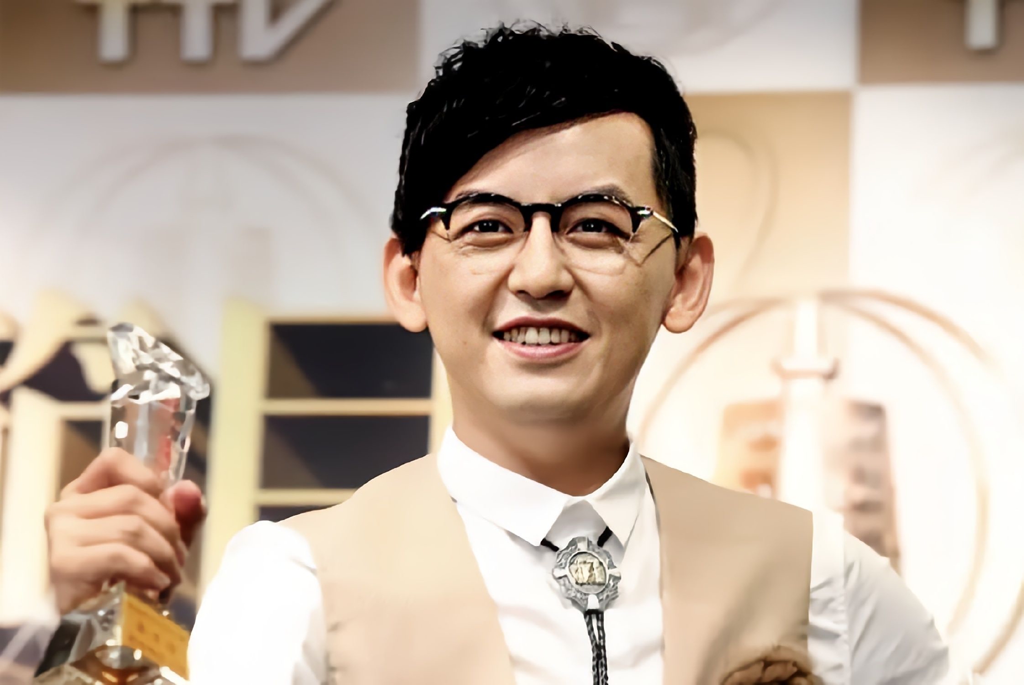 黄子佼给小S女儿补送满月礼,能和前任处成好朋友,小S真牛休闲区蓝鸢梦想 - Www.slyday.coM 黄子佼给小S女儿补送满月礼,能和前任处成好朋友,小S真牛休闲区蓝鸢梦想 - Www.slyday.coM