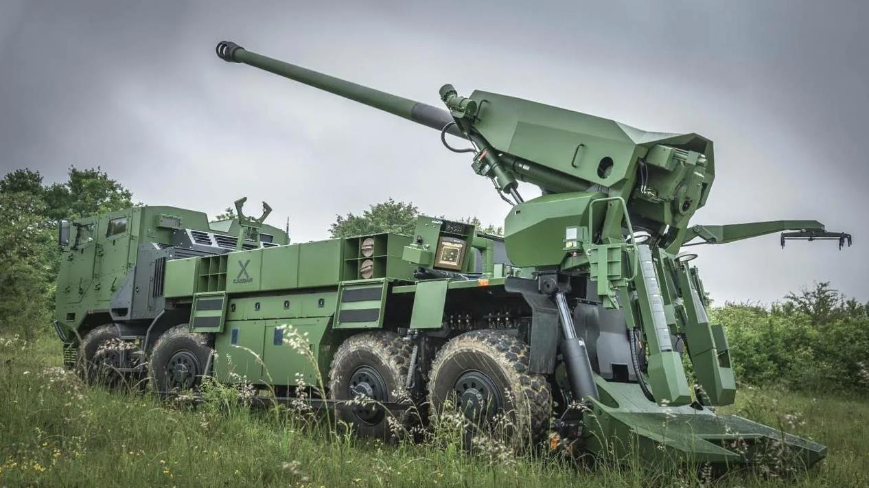 法国凯撒卡车炮具备智能化操控优势引领武器装备研制潮流