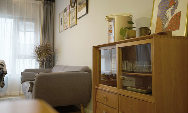 00后新婚夫妻的家,70㎡的空间,虽然不大但很有设计感休闲区蓝鸢梦想 - Www.slyday.coM 00后新婚夫妻的家,70㎡的空间,虽然不大但很有设计感休闲区蓝鸢梦想 - Www.slyday.coM