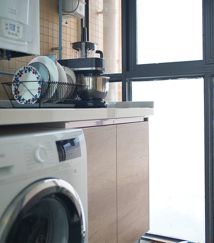 00后新婚夫妻的家,70㎡的空间,虽然不大但很有设计感休闲区蓝鸢梦想 - Www.slyday.coM 00后新婚夫妻的家,70㎡的空间,虽然不大但很有设计感休闲区蓝鸢梦想 - Www.slyday.coM