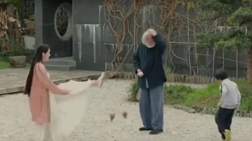 “爷孙恋”的男星有多离谱？有人81岁得女，有人儿子孙子同岁休闲区蓝鸢梦想 - Www.slyday.coM