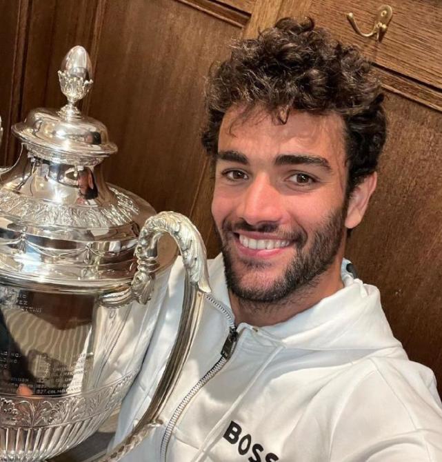 温网男单签表出炉:德约八强或遇阿卡,纳达尔贝雷蒂尼镇守下半区休闲区蓝鸢梦想 - Www.slyday.coM 温网男单签表出炉:德约八强或遇阿卡,纳达尔贝雷蒂尼镇守下半区休闲区蓝鸢梦想 - Www.slyday.coM