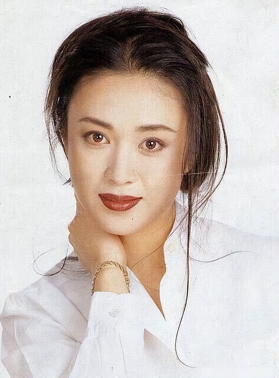 1990年在拍封神榜时，傅艺伟死活不肯跟达奇拍吻戏：除非汤镇宗来休闲区蓝鸢梦想 - Www.slyday.coM