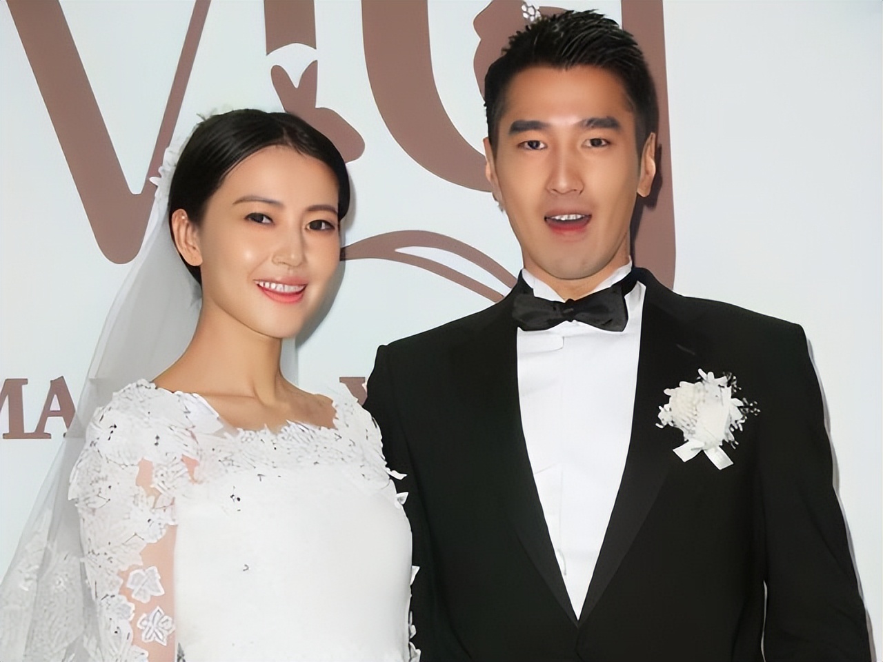 高圆圆获3岁女儿探班!女儿长发披肩,被妈妈称是梳小辫的赵又廷休闲区蓝鸢梦想 - Www.slyday.coM 高圆圆获3岁女儿探班!女儿长发披肩,被妈妈称是梳小辫的赵又廷休闲区蓝鸢梦想 - Www.slyday.coM