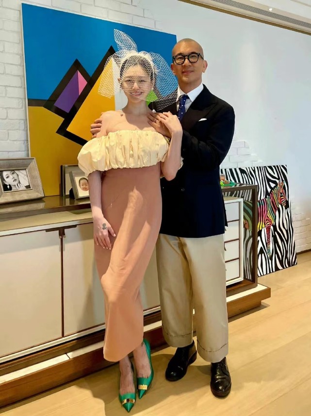 45岁大s即将复工！二婚后大变样，颜值封神穿8千的婚纱照样美翻休闲区蓝鸢梦想 - Www.slyday.coM