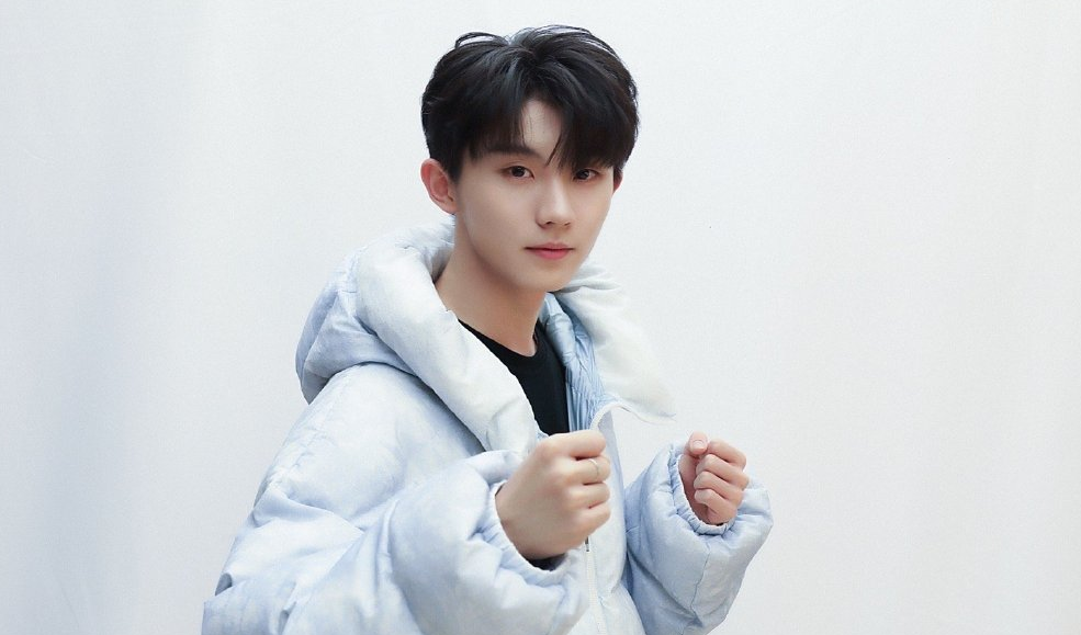 贺峻霖稳进名校姚景元被嘲!对明星高考成绩的高关注,究竟好不好休闲区蓝鸢梦想 - Www.slyday.coM 贺峻霖稳进名校姚景元被嘲!对明星高考成绩的高关注,究竟好不好休闲区蓝鸢梦想 - Www.slyday.coM