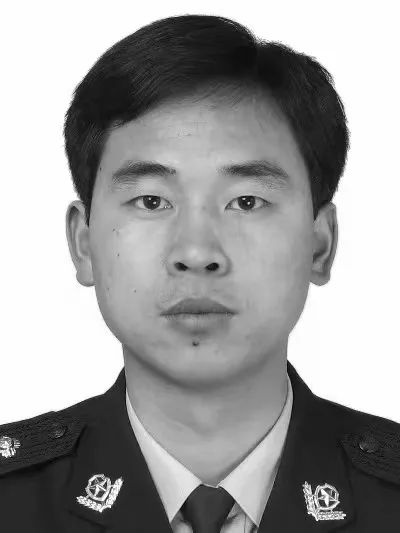 公安二级主管因公牺牲!|长汀县|中队|交警大队_新浪新闻