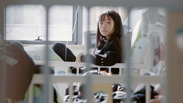 抑郁症女孩和纪录片女导演的十年约定：长大后我要和你做同事休闲区蓝鸢梦想 - Www.slyday.coM