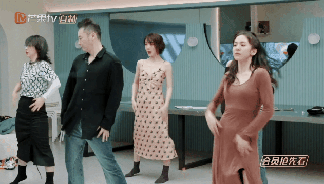 《乘风破浪》五队重组，期待三公全员突破！休闲区蓝鸢梦想 - Www.slyday.coM