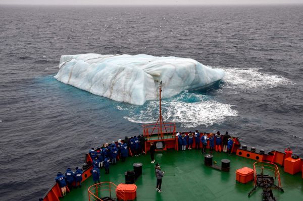 去年8月從北冰洋駛向北極的俄羅斯破冰船（視覺中國）