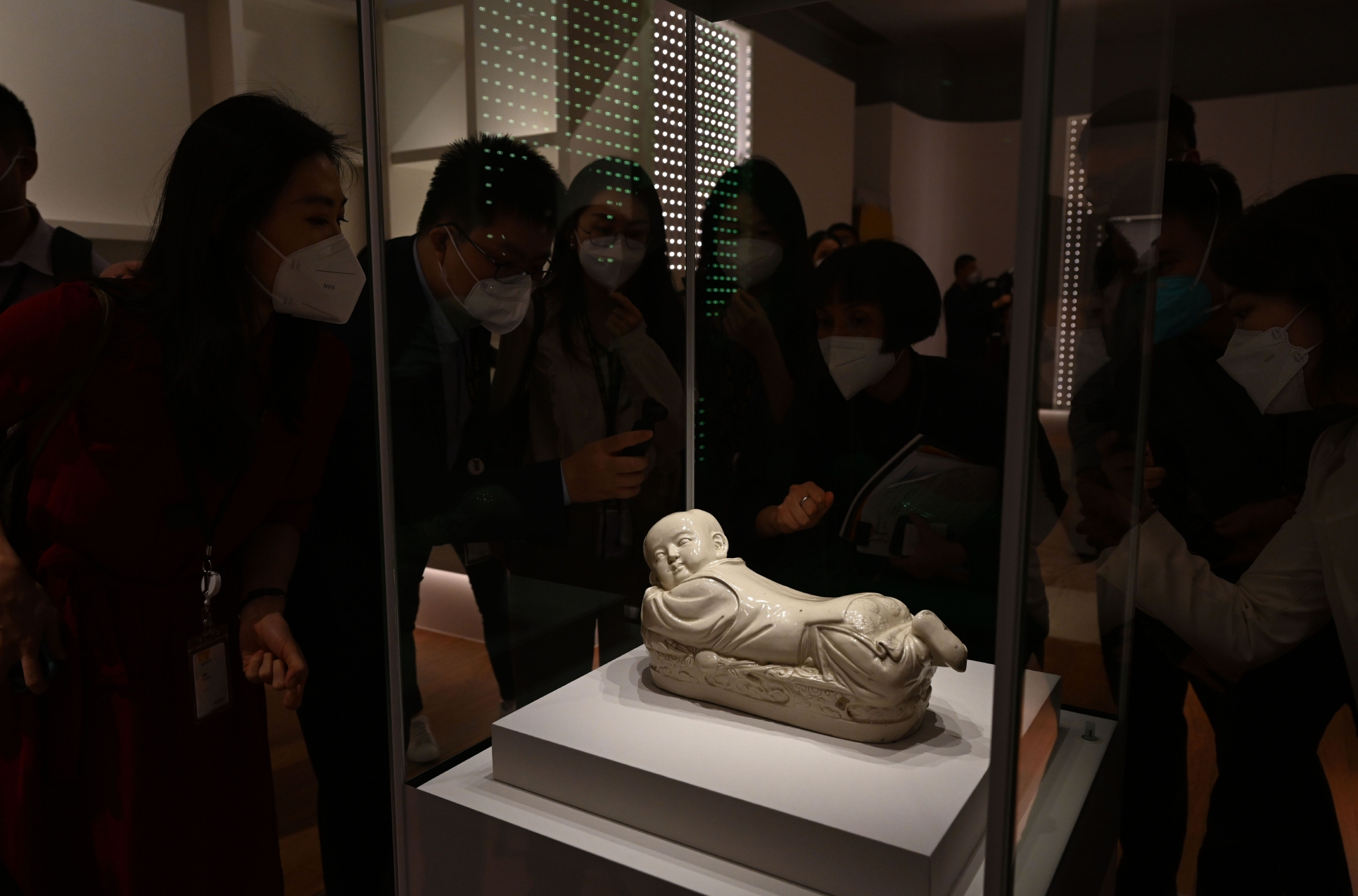 问记者丨香港故宫文化博物馆将展出哪些“国宝”？休闲区蓝鸢梦想 - Www.slyday.coM