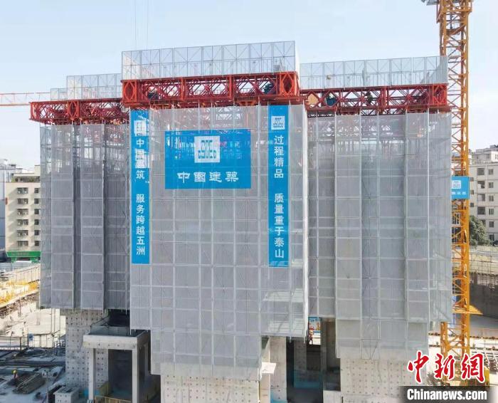 “智能集成住宅造楼机”在华南地区首次成功运用(图1)