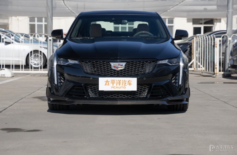 凯迪拉克ct4vblackwing亮相搭载v6增压发动机