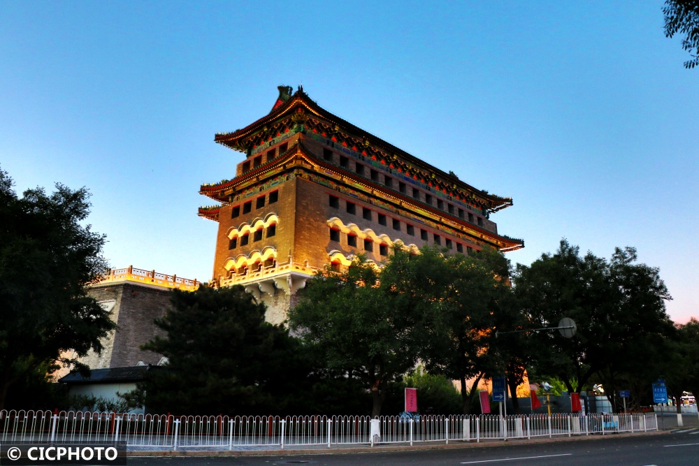 北京正阳门箭楼修缮后亮出真容