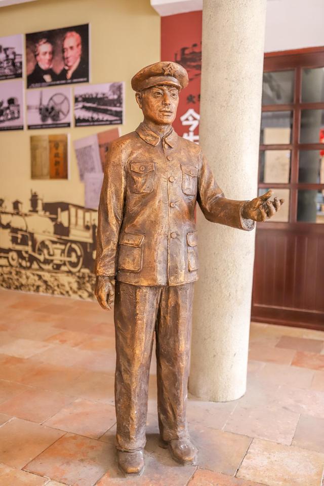 广东最古老的火车站,每个角落都是岁月的痕迹,休闲潮玩好去处休闲区蓝鸢梦想 - Www.slyday.coM 广东最古老的火车站,每个角落都是岁月的痕迹,休闲潮玩好去处休闲区蓝鸢梦想 - Www.slyday.coM