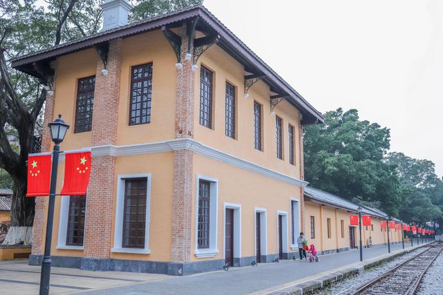 广东最古老的火车站,每个角落都是岁月的痕迹,休闲潮玩好去处休闲区蓝鸢梦想 - Www.slyday.coM 广东最古老的火车站,每个角落都是岁月的痕迹,休闲潮玩好去处休闲区蓝鸢梦想 - Www.slyday.coM