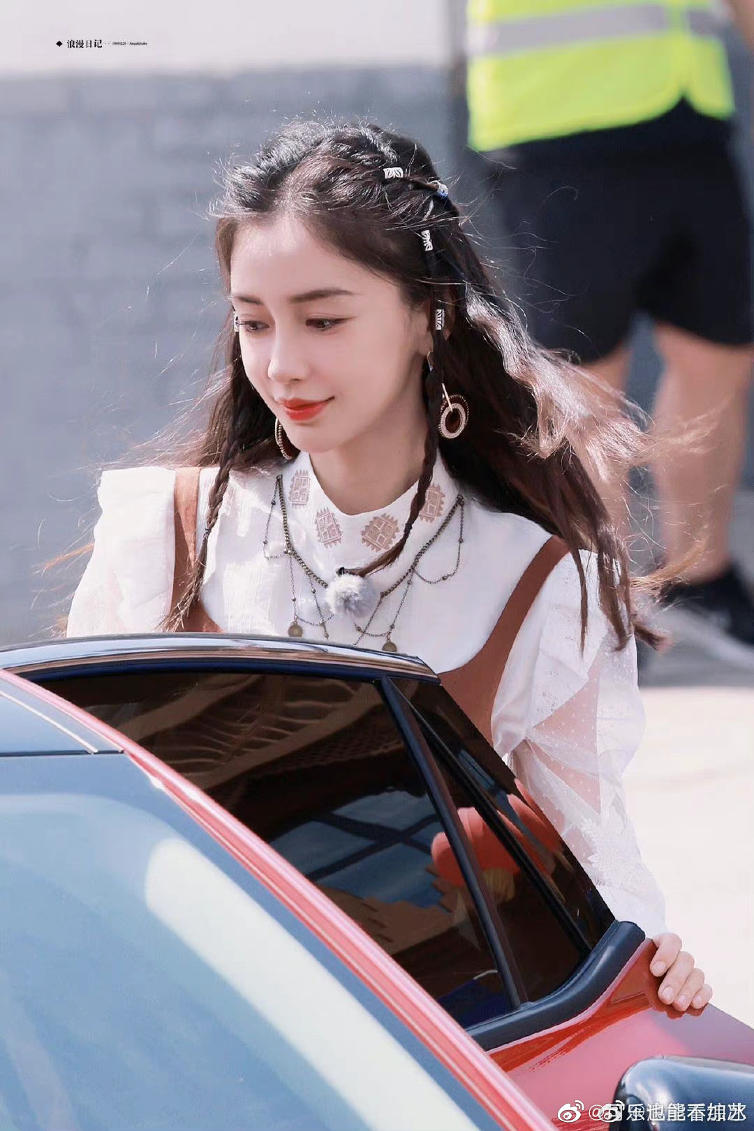 angelababy奔跑吧西域公主造型头发好多好羡慕啊